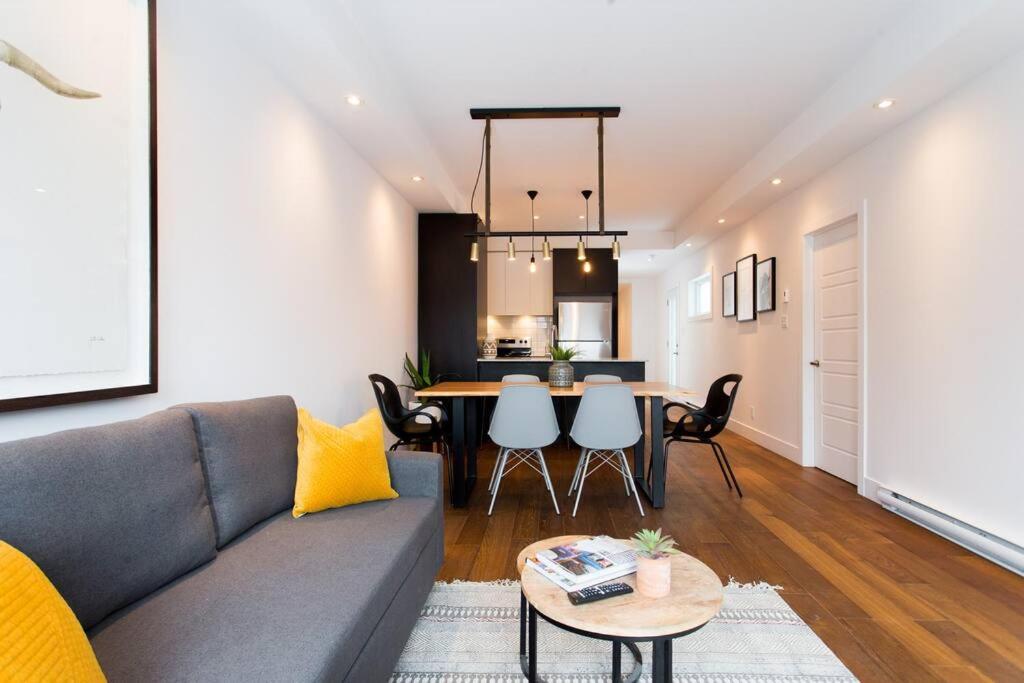 Sleek Condo In The Heart Of Little Italy By Den Stays Montreal Luaran gambar